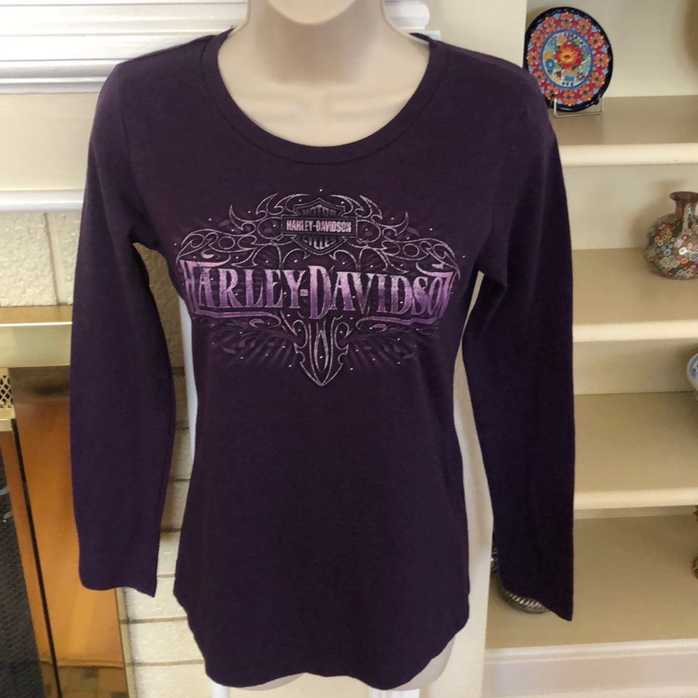 NWOT Harley Davidson long sleeve, dealer logo, S-M